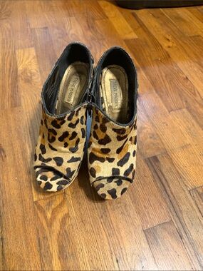 Steve Madden Leopard Peep-Toe Mules - Tan, Black